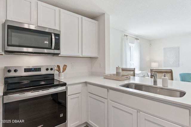 510 Zinfandel Drive, Holly Hill, FL 32117