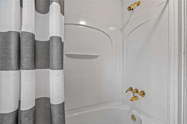 573 Mauldin Lake Road, Liberty, SC 29657