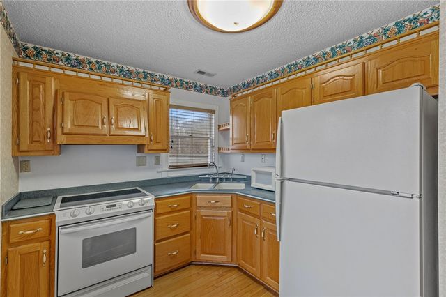 573 Mauldin Lake Road, Liberty, SC 29657