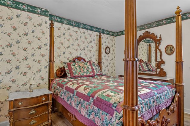 573 Mauldin Lake Road, Liberty, SC 29657