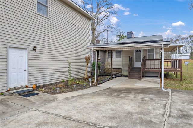 573 Mauldin Lake Road, Liberty, SC 29657