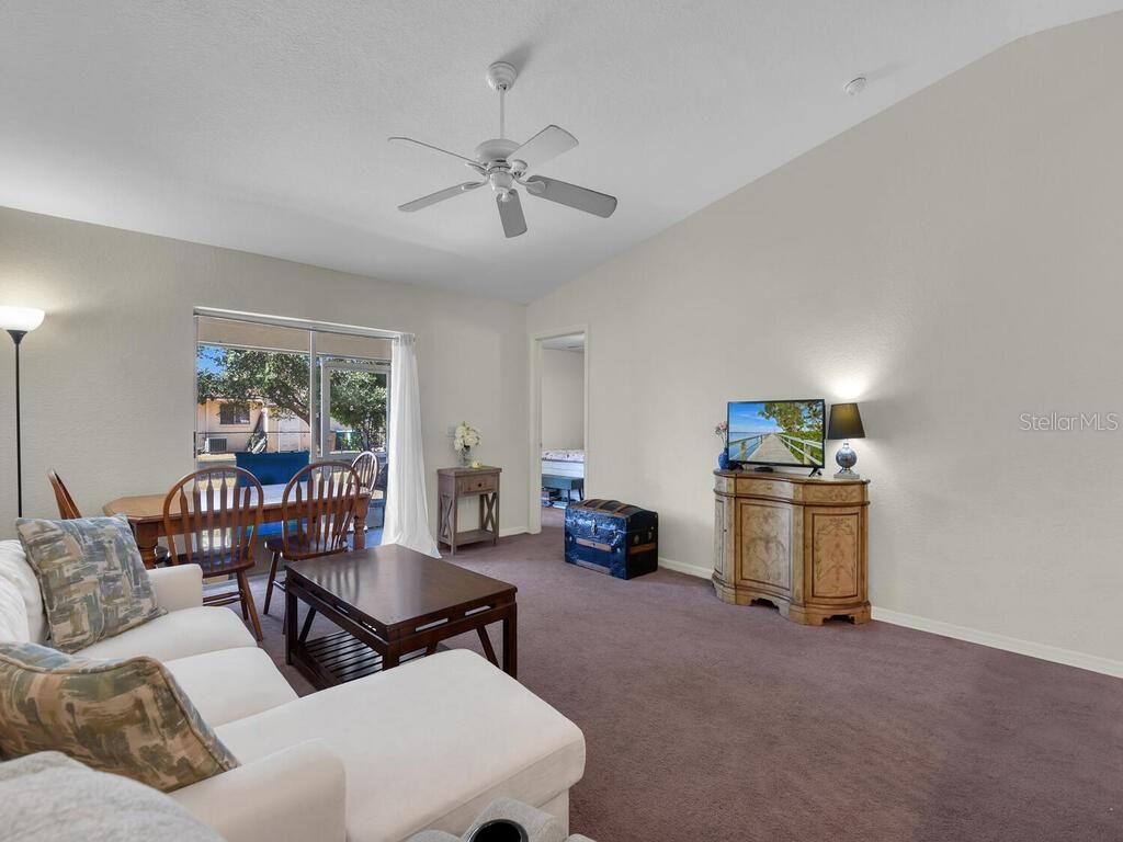 Image 20 of property listing at 1208/1210 SE 24TH AVENUE, Cape Coral, FL 33990