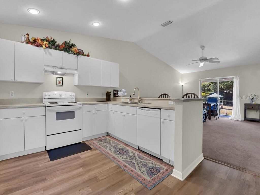 Image 23 of property listing at 1208/1210 SE 24TH AVENUE, Cape Coral, FL 33990