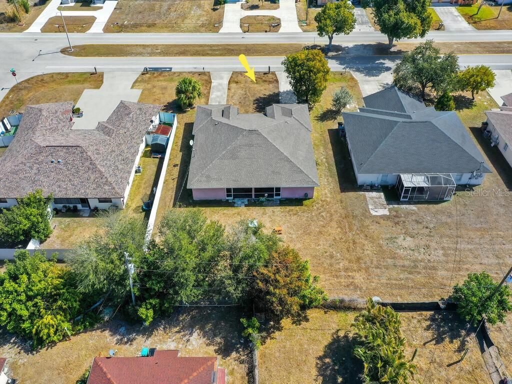 Image 37 of property listing at 1208/1210 SE 24TH AVENUE, Cape Coral, FL 33990