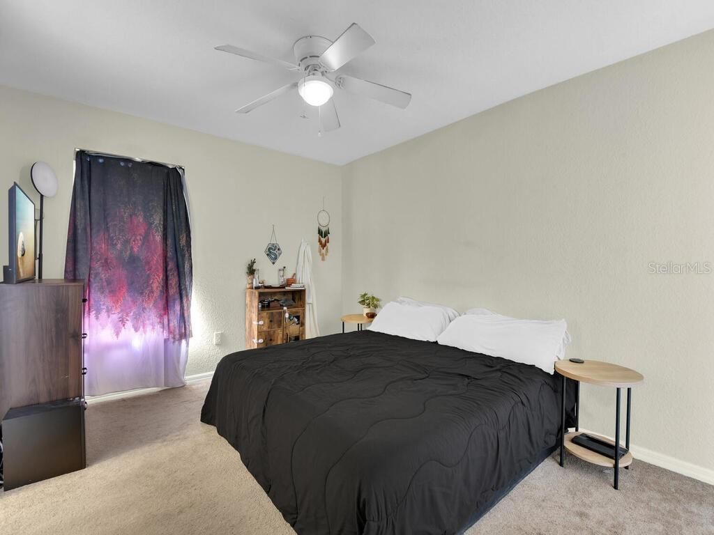 Image 8 of property listing at 1208/1210 SE 24TH AVENUE, Cape Coral, FL 33990