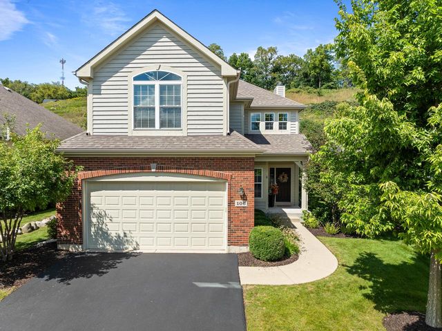 106 Lake Vista CIRCLE, Fontana, WI 53125