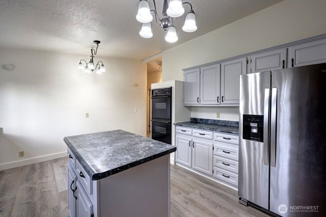 10606 Pacific Way, Long Beach, WA 98631