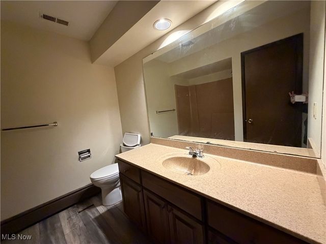 3350 Long Road, Avon, OH 44011