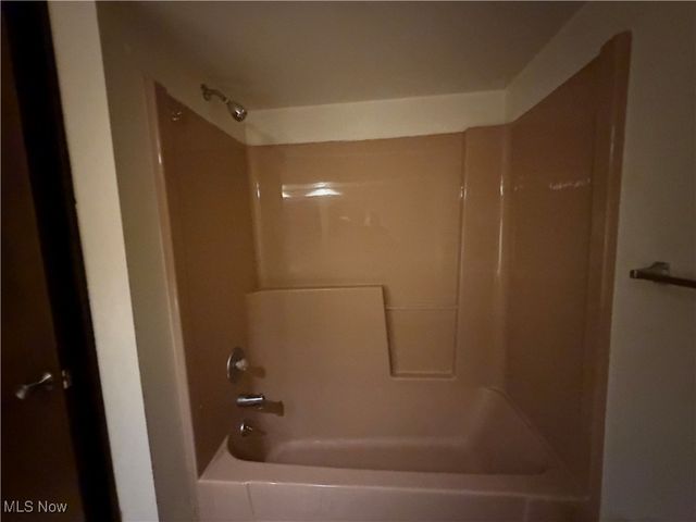 3350 Long Road, Avon, OH 44011