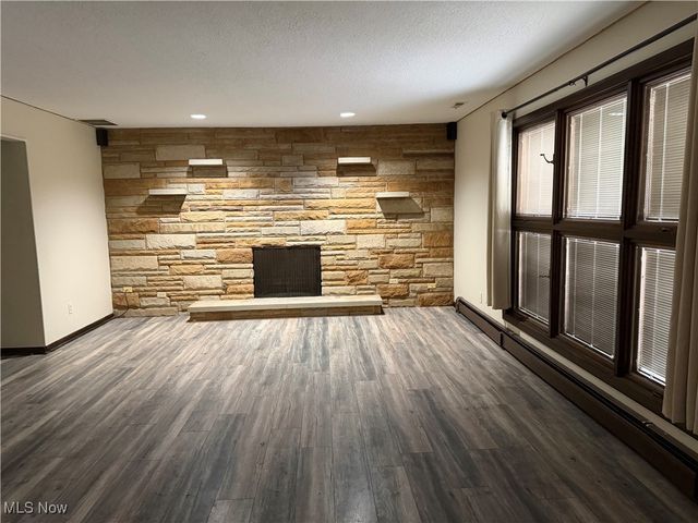 3350 Long Road, Avon, OH 44011