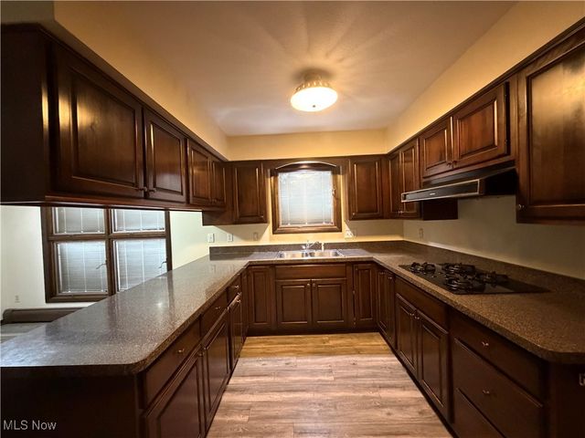 3350 Long Road, Avon, OH 44011