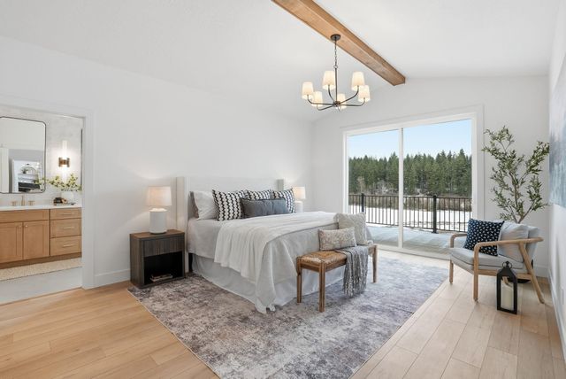 8818 E Little Deep Creek Ln, Colbert, WA 99005