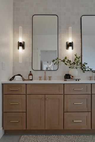 8818 E Little Deep Creek Ln, Colbert, WA 99005