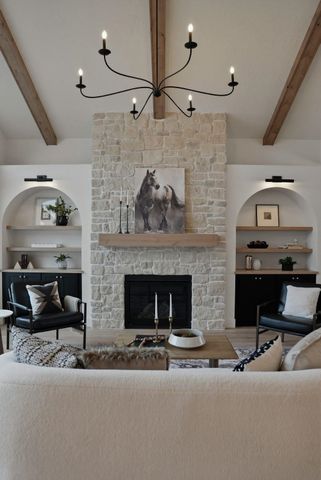 8818 E Little Deep Creek Ln, Colbert, WA 99005