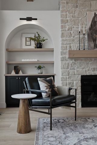 8818 E Little Deep Creek Ln, Colbert, WA 99005