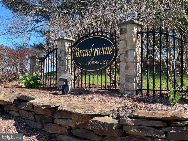 204 FOUR IN HAND CT, West Chester, PA 19382