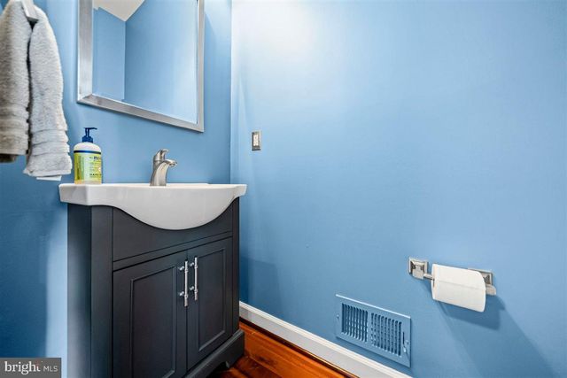 204 FOUR IN HAND CT, West Chester, PA 19382