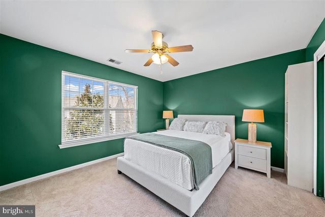 204 FOUR IN HAND CT, West Chester, PA 19382