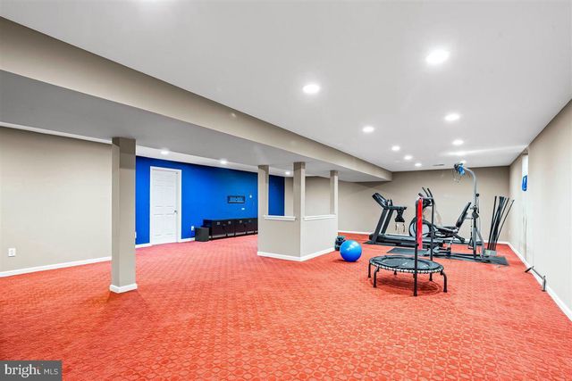 204 FOUR IN HAND CT, West Chester, PA 19382