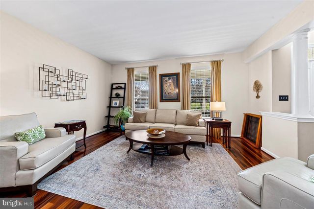 204 FOUR IN HAND CT, West Chester, PA 19382