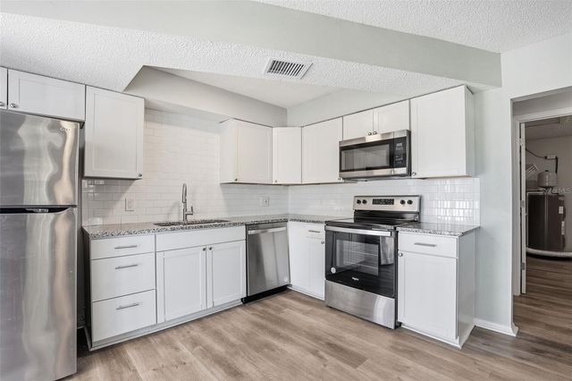 728 E SPRUCE STREET, Tarpon Springs, FL 34689