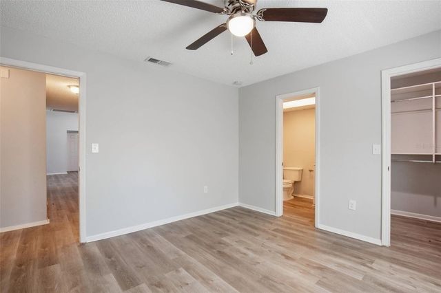 728 E SPRUCE STREET, Tarpon Springs, FL 34689