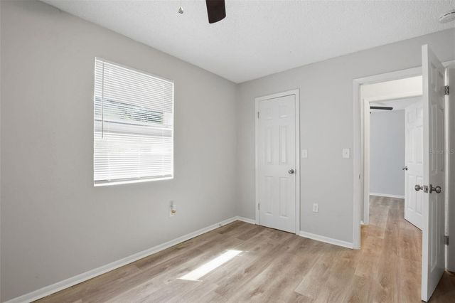 728 E SPRUCE STREET, Tarpon Springs, FL 34689