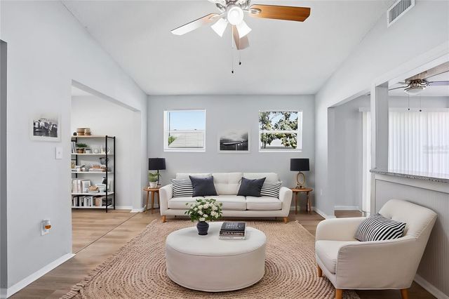 728 E SPRUCE STREET, Tarpon Springs, FL 34689