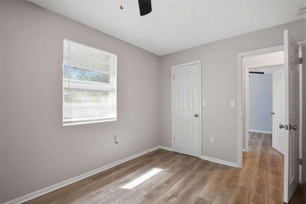 Image 27 of property listing at 728 E SPRUCE STREET, Tarpon Springs, FL 34689