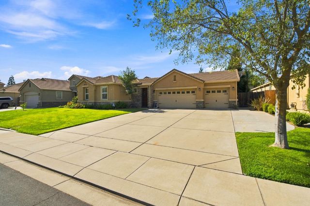 1092 Heartland Dr, Manteca, CA 95337