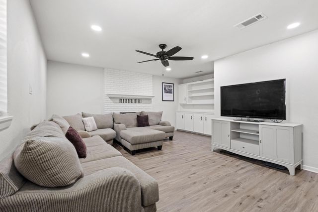 2014 Jerry Avenue, Denison, TX 75020