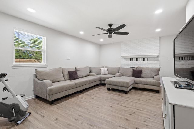 2014 Jerry Avenue, Denison, TX 75020