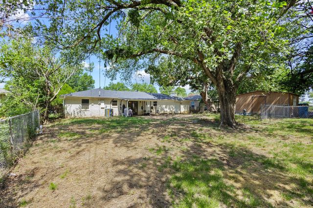 2014 Jerry Avenue, Denison, TX 75020