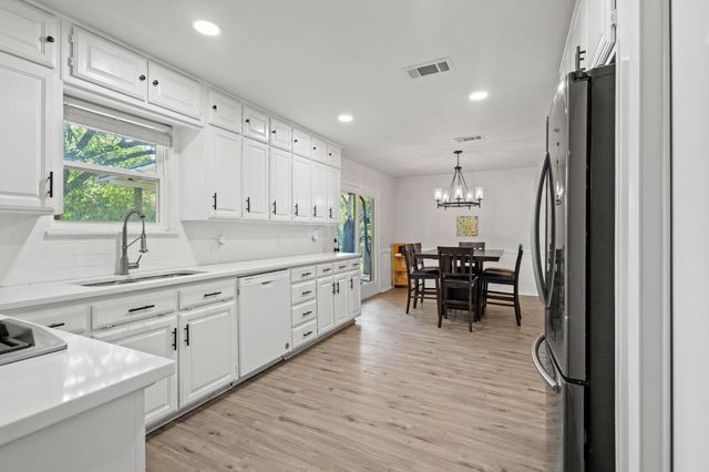 2014 Jerry Avenue, Denison, TX 75020