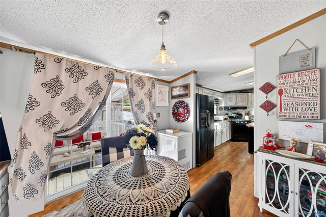 14 Palm Drive, Bloomingburg, NY 12721