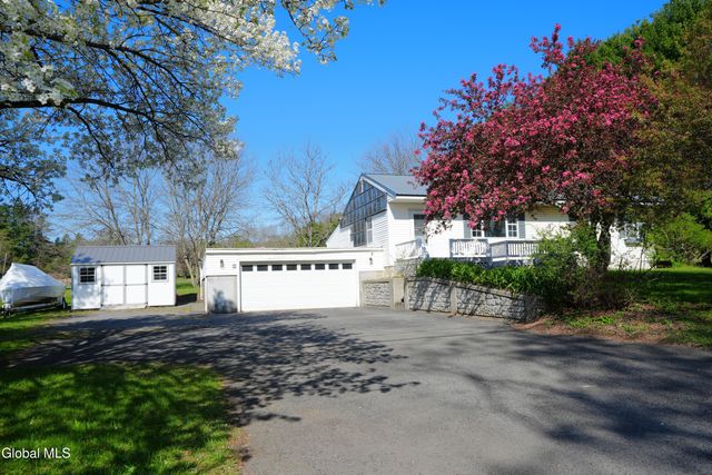 301 Bemis Road, Gloversville, NY 12078