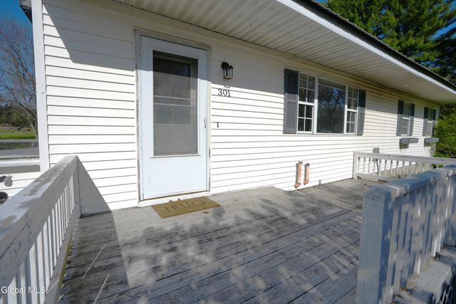 301 Bemis Road, Gloversville, NY 12078