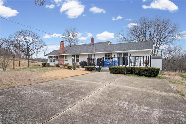 1019 Price Boulevard, Atchison, KS 66002