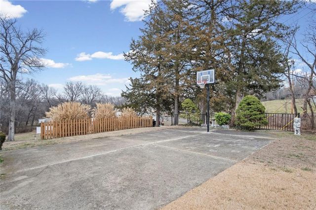 1019 Price Boulevard, Atchison, KS 66002