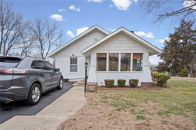 1019 Price Boulevard, Atchison, KS 66002