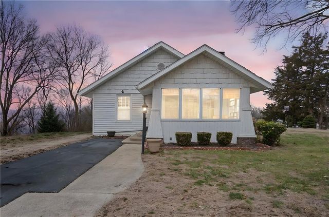 1019 Price Boulevard, Atchison, KS 66002