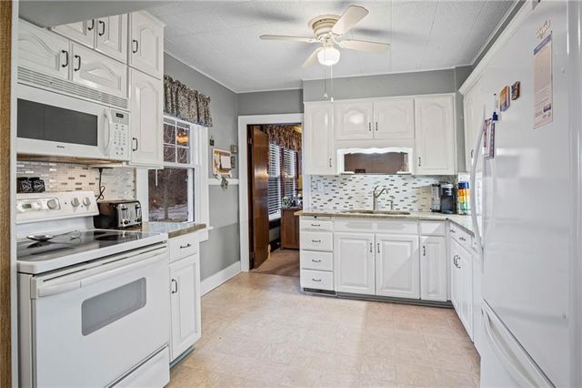 1019 Price Boulevard, Atchison, KS 66002