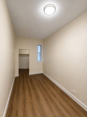 1325 S Sawyer Avenue 1, Chicago, IL 60623