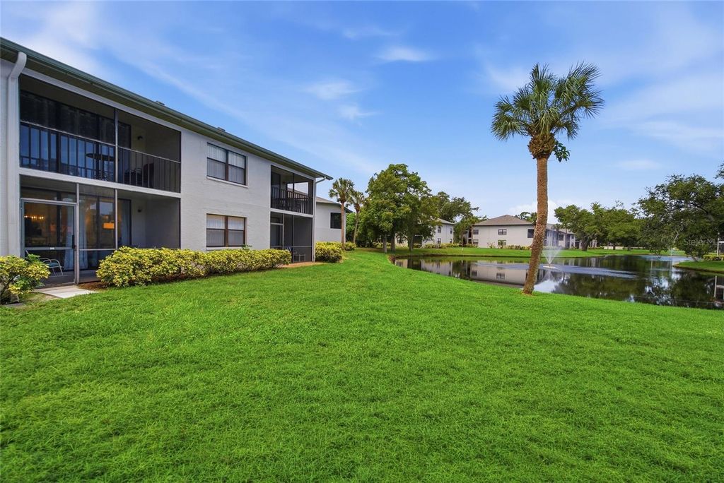Image 32 of property listing at 4440 47TH AVENUE W 102, Bradenton, FL 34210