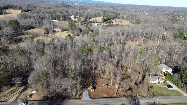 5023 Fleetwood Circle 50, Winston-salem, NC 27106