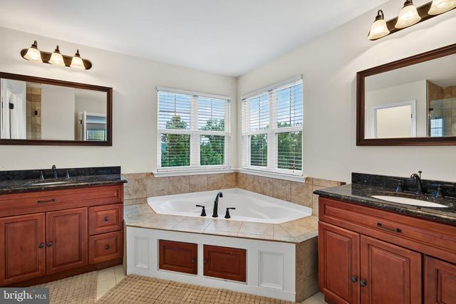 3212 TYNING LN, Downingtown, PA 19335