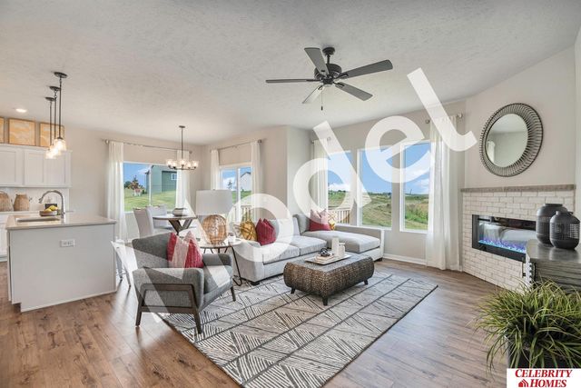 8010 N 113 Street, Omaha, NE 68142