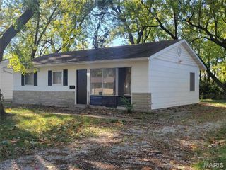 111 Saint Thomas Lane, Cahokia, IL 62206