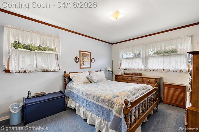 28868 Lorikay Street, Farmington, MI 48334