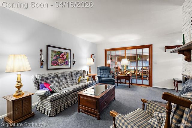 28868 Lorikay Street, Farmington, MI 48334